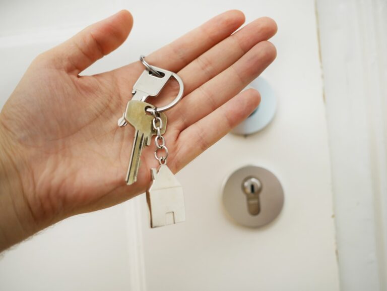 Home Selling Tips for First-Time Sellers